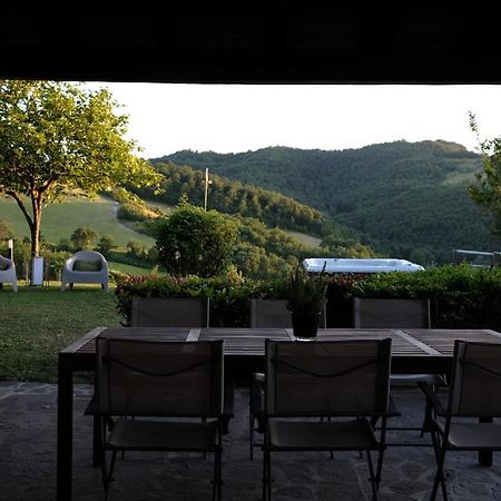 Casa Vacanze Colonnata غوبيو المظهر الخارجي الصورة