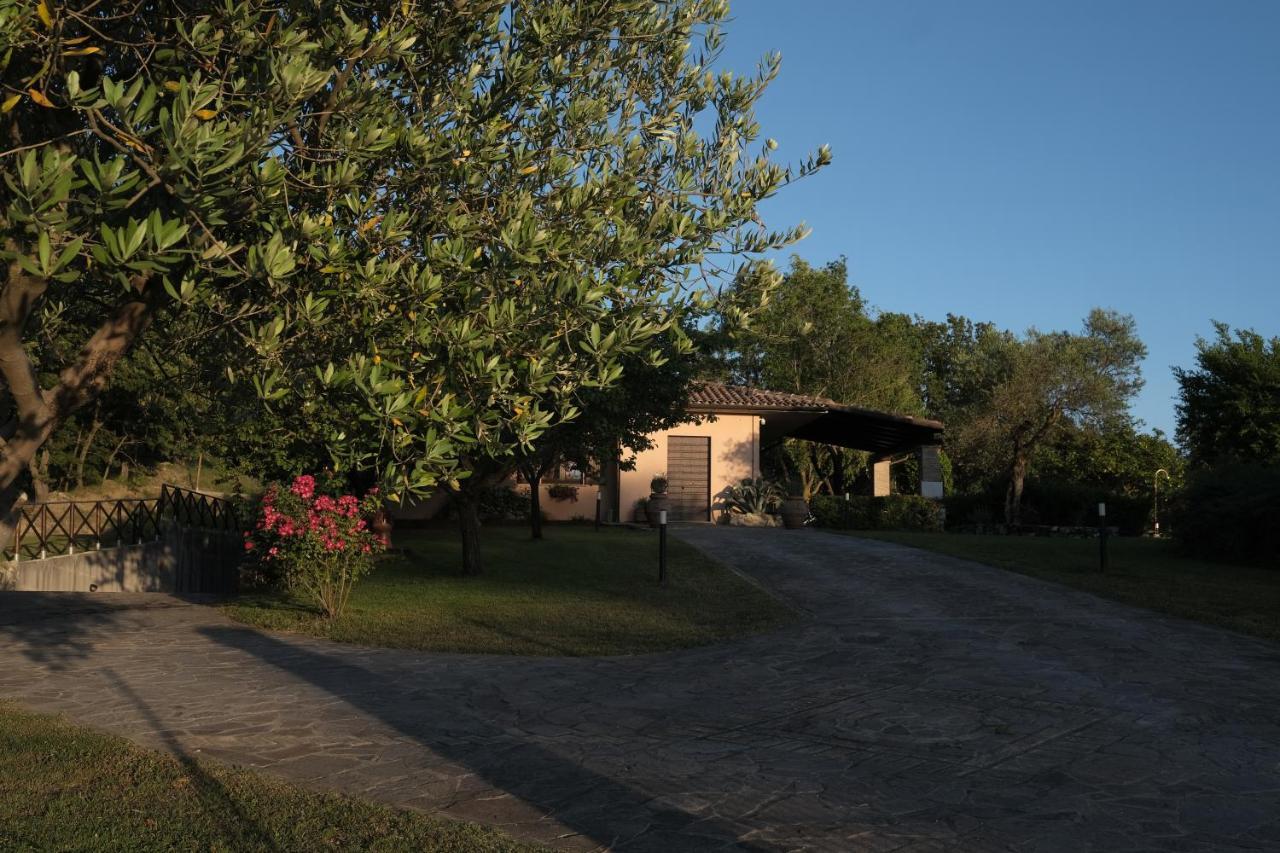 Casa Vacanze Colonnata غوبيو المظهر الخارجي الصورة