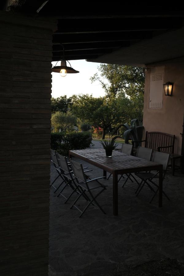 Casa Vacanze Colonnata غوبيو المظهر الخارجي الصورة