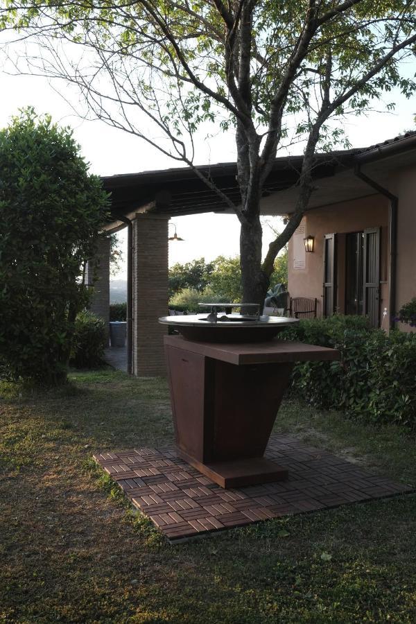 Casa Vacanze Colonnata غوبيو المظهر الخارجي الصورة